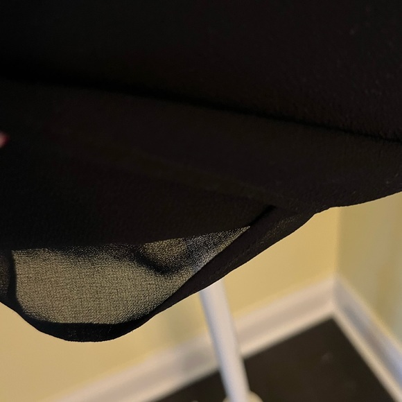 Calvin Klein Beautiful Black Blouse bell sleeve, sheer boat neck X-large - Picture 7 of 9